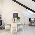 Les Maisons * Neapel