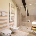 Les Maisons Apartment *