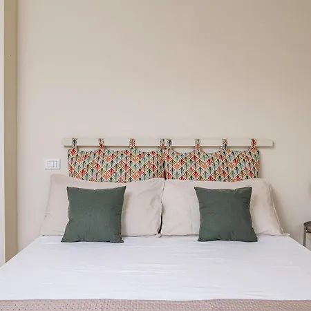 Apartment Les Maisons Neapel