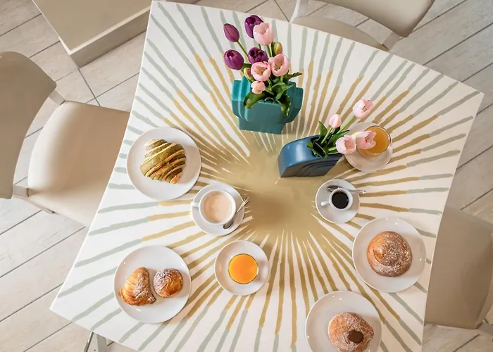 Les Maisons アパート ナポリ