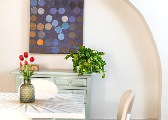 Les Maisons ナポリ