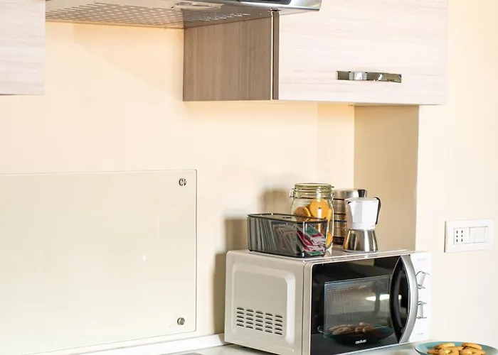 Les Maisons アパート ナポリ